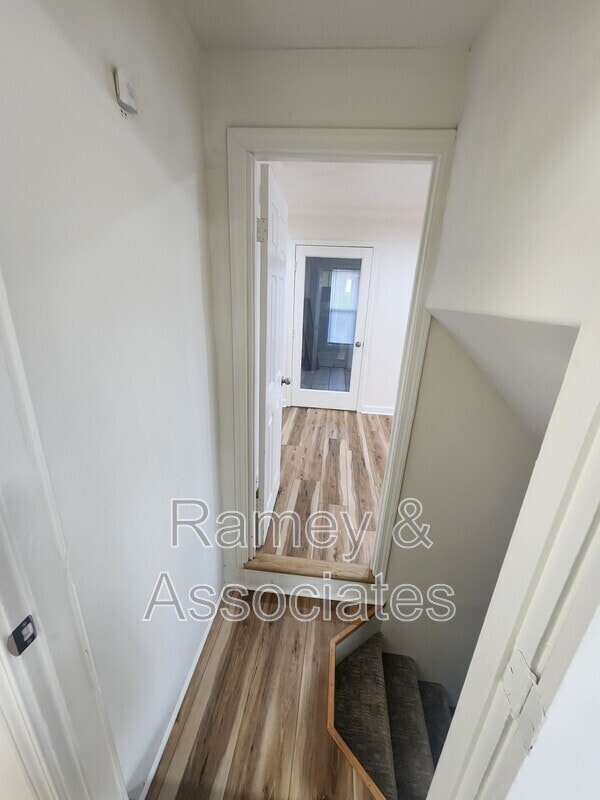 Building Photo - 3700 Taylorsville Rd