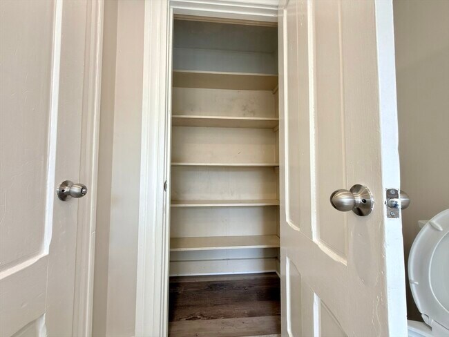 Building Photo - 91 Alvarado Ave