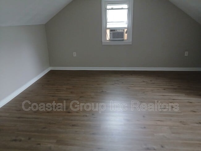 Building Photo - 1551 Spruce St