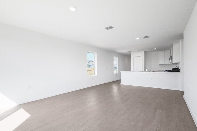 Building Photo - 1442 Mira Mill