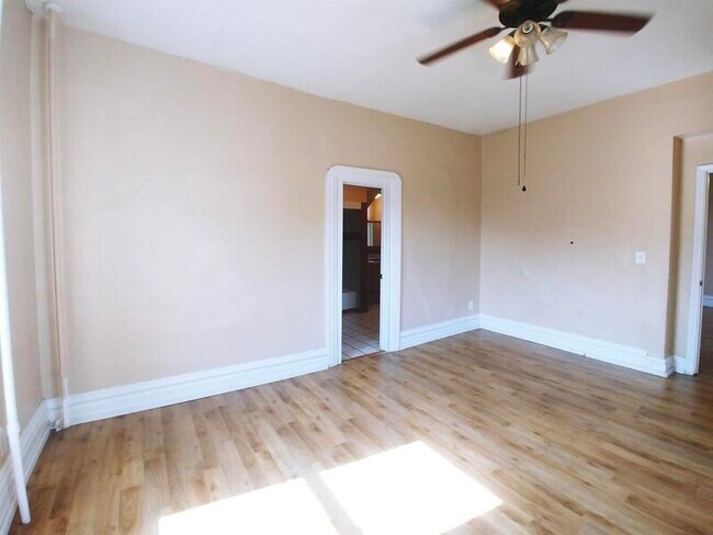 Building Photo - 2501 Poppleton Ave
