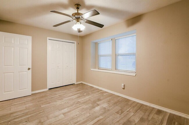 Building Photo - 10506 Sagepark Ln