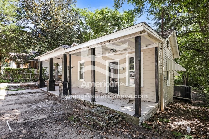 Building Photo - 1816-1816 6 Ct