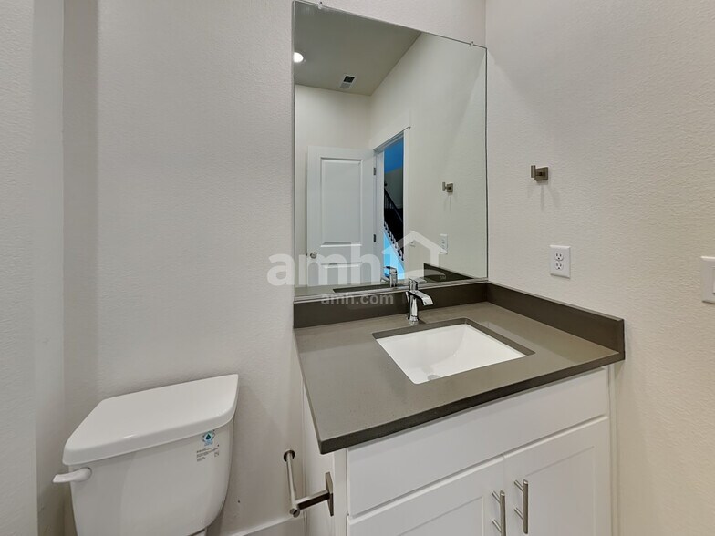 Building Photo - 3965 Patterdale Pl