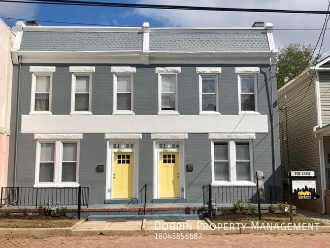 Building Photo - 2124 W Cary St