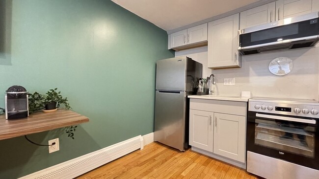 Primary Photo - 511 Beacon St