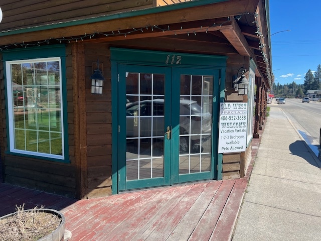 Primary Photo - 112 S Main St