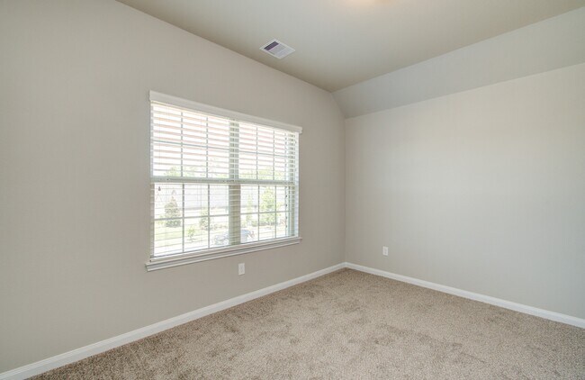 Building Photo - 17621 Northern Harrier Ct