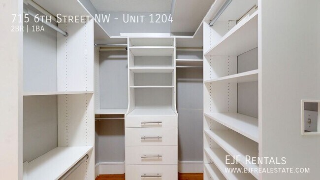 Building Photo - 715 6th St NW