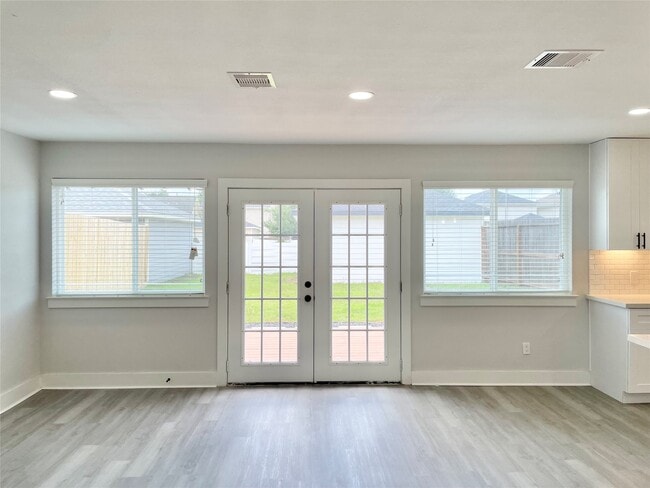 Building Photo - 20919 Hall Colony Ct