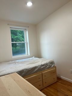 Building Photo - 41 Christie St