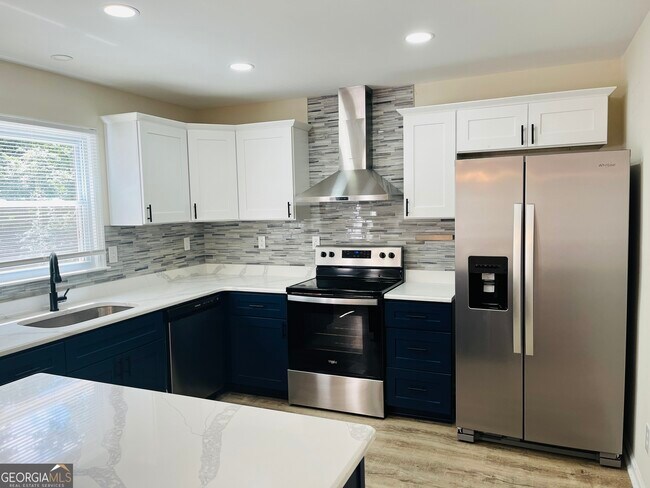 Building Photo - 28 Bowers Dr
