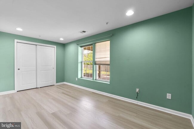Building Photo - 310 Mackintosh Rd