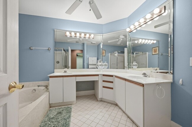 Building Photo - 5187 Europa Dr