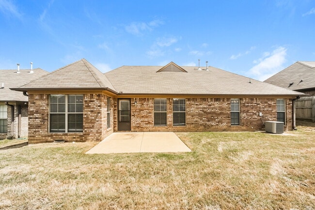Building Photo - 5751 Broadway Dr W