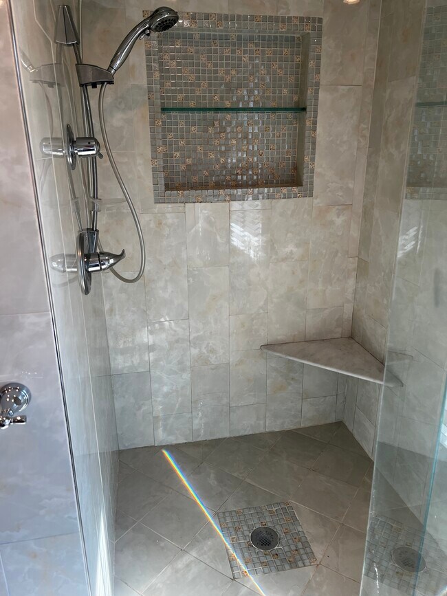 Building Photo - 4409 Exmoor Cir