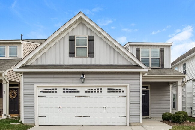 Building Photo - 35 Wensley Ct