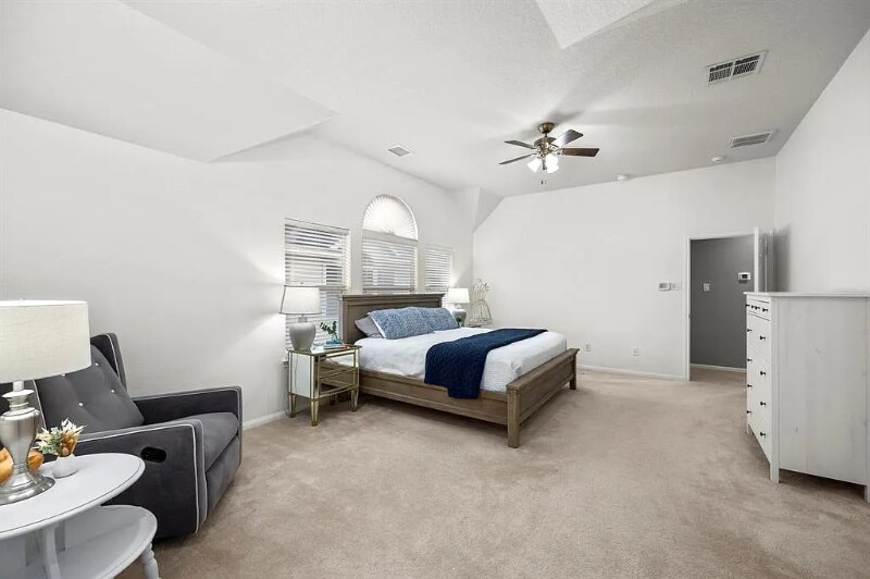 Building Photo - 10822 Cornwall Ln