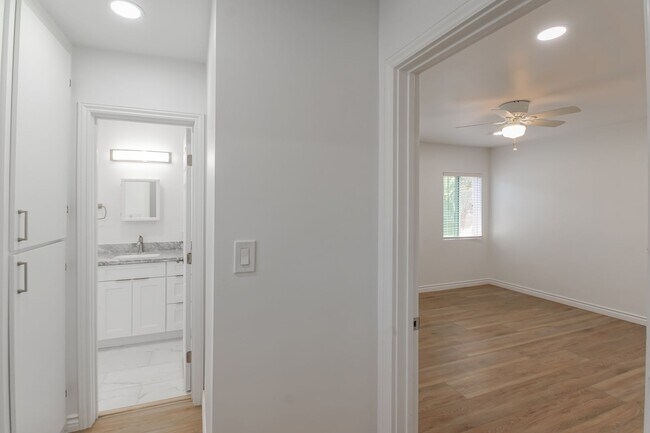 Building Photo - 16730-16730 Crenshaw Blvd