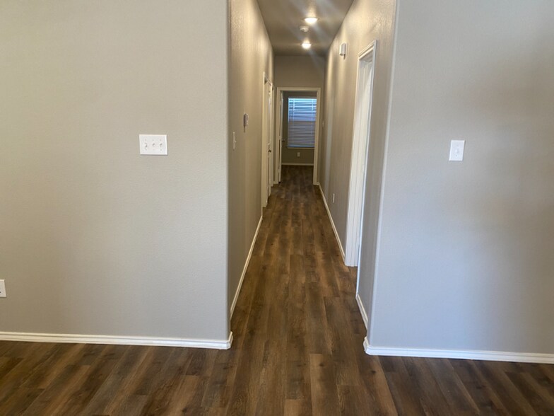 Building Photo - 1224 Preston Trails