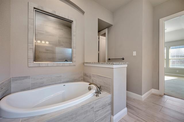 Building Photo - 9820 Surveyor Rd