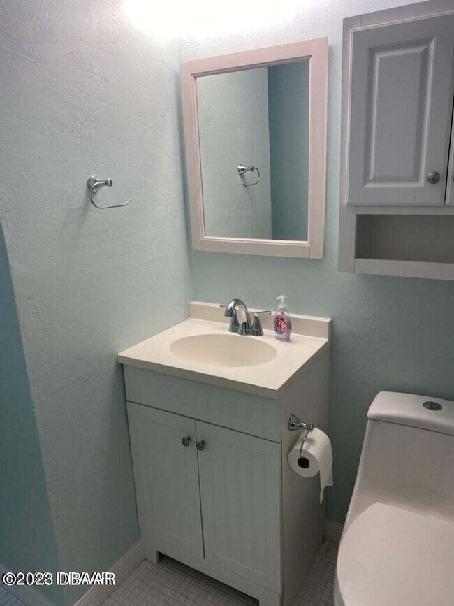 Building Photo - 935 Ocean Shore Blvd