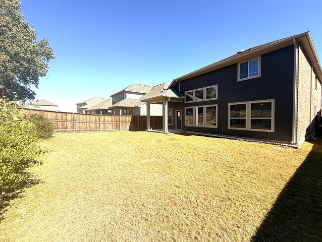 Building Photo - 5437 Wedge Wood Dr