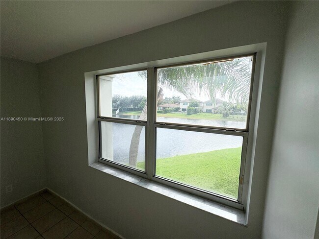 Building Photo - 11250 SW 13th St