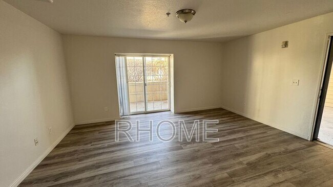 Building Photo - 1441 Westbury Way