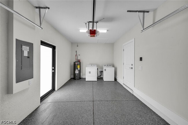Building Photo - 633 Windermere Dr