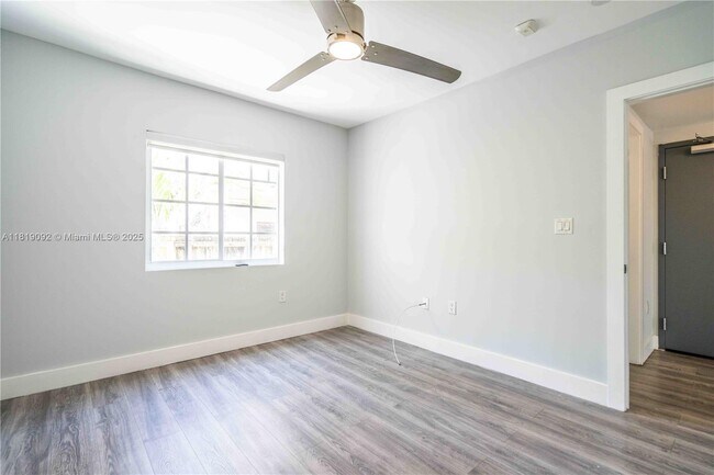 Building Photo - 331 85th St