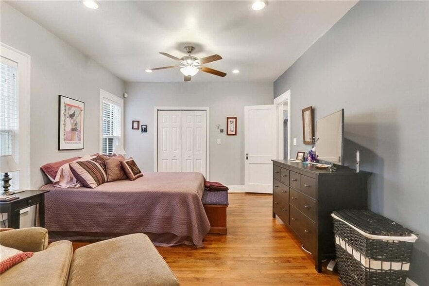 Building Photo - 2690 Tupelo St SE