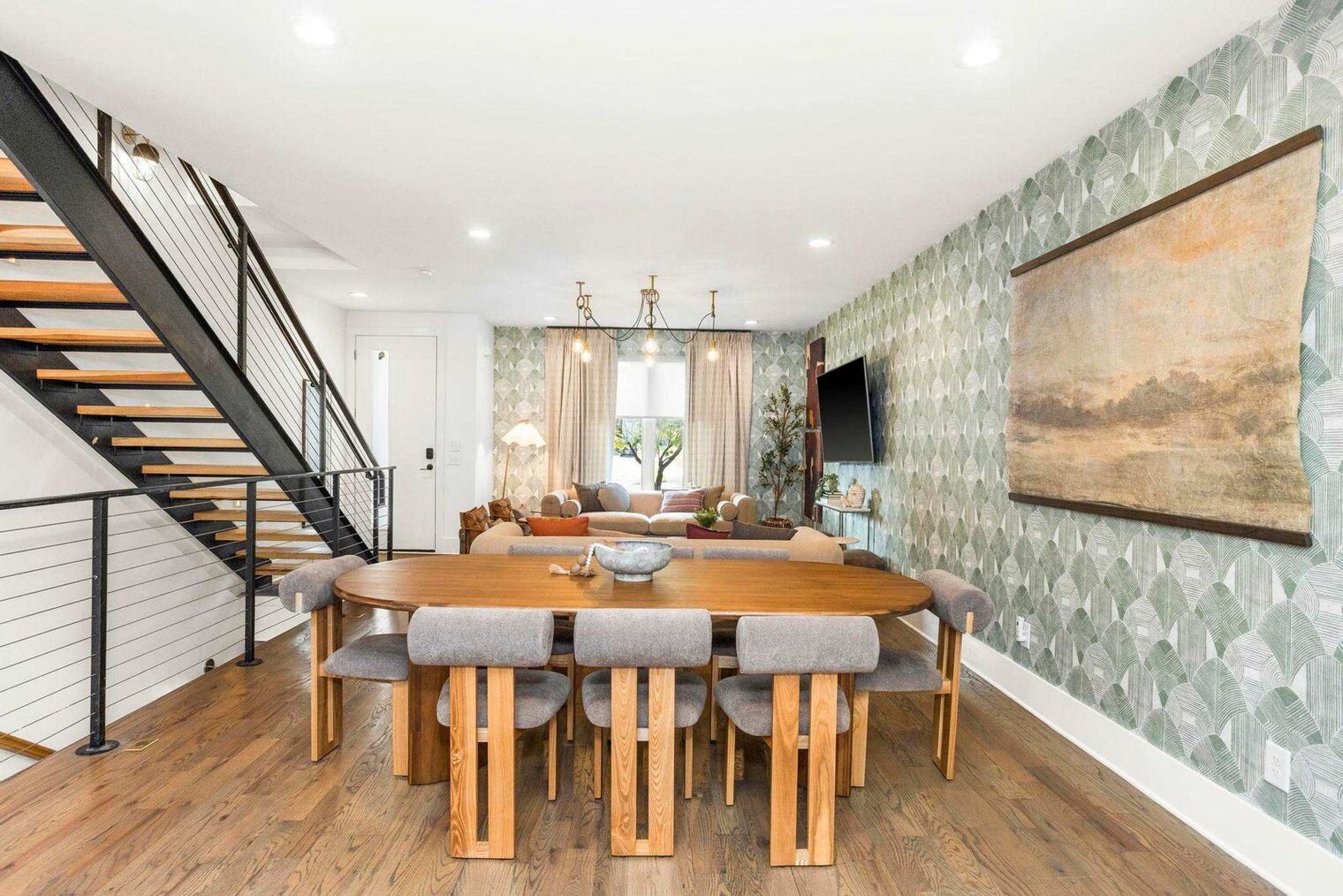 Building Photo - 1712 8th Ave S