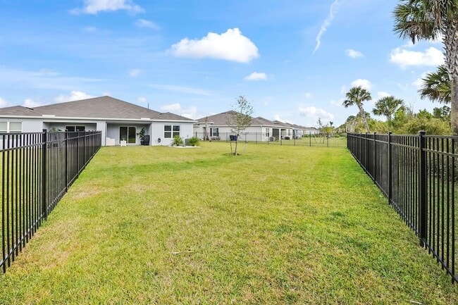 Building Photo - 309 Raspberry Rd