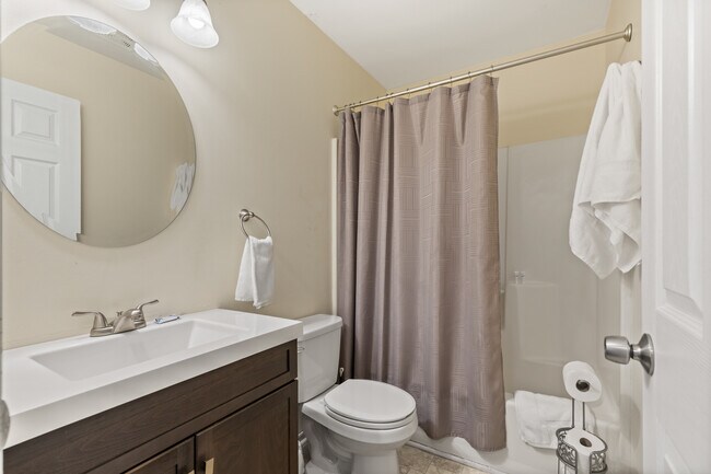 Building Photo - 276 Broad St