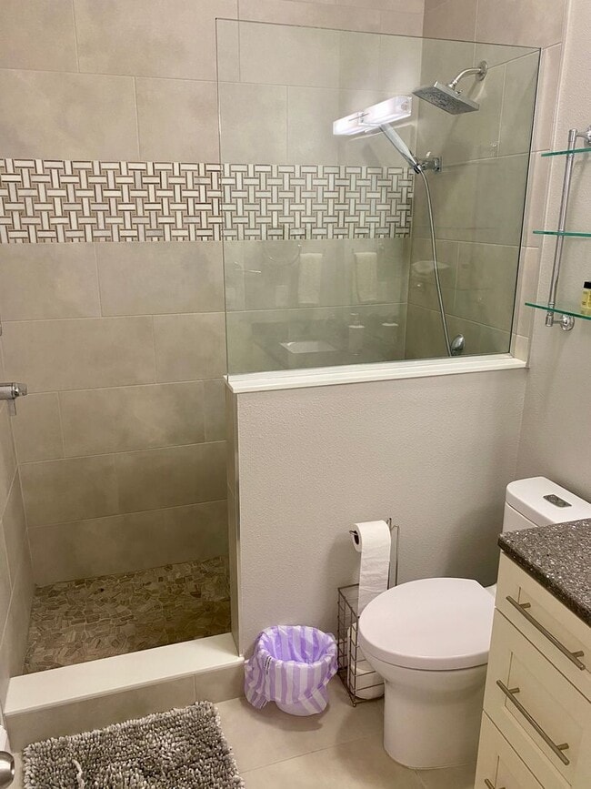 Building Photo - Citrus Park Luxury 3 Bedroom / 2.5 Bathroom Townhome Available 7/1/22