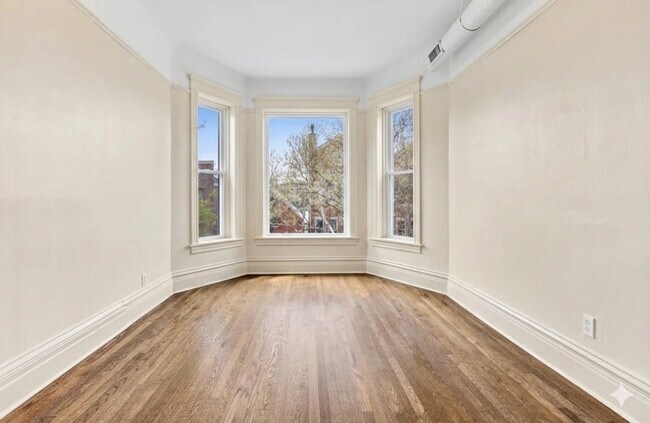 Building Photo - 3751 N Clifton Ave