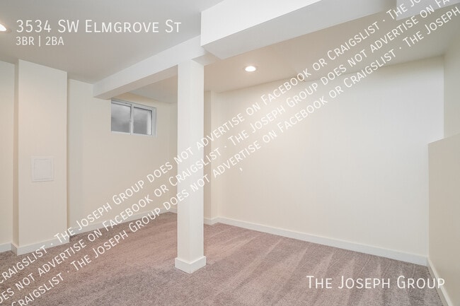 Building Photo - 3534 SW Elmgrove St