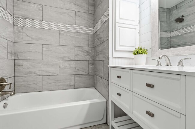 Building Photo - 7447 Hawkins Rd