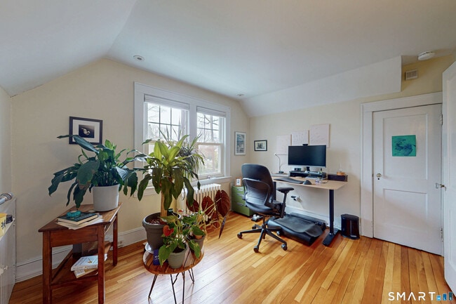 Building Photo - 375 West Ave