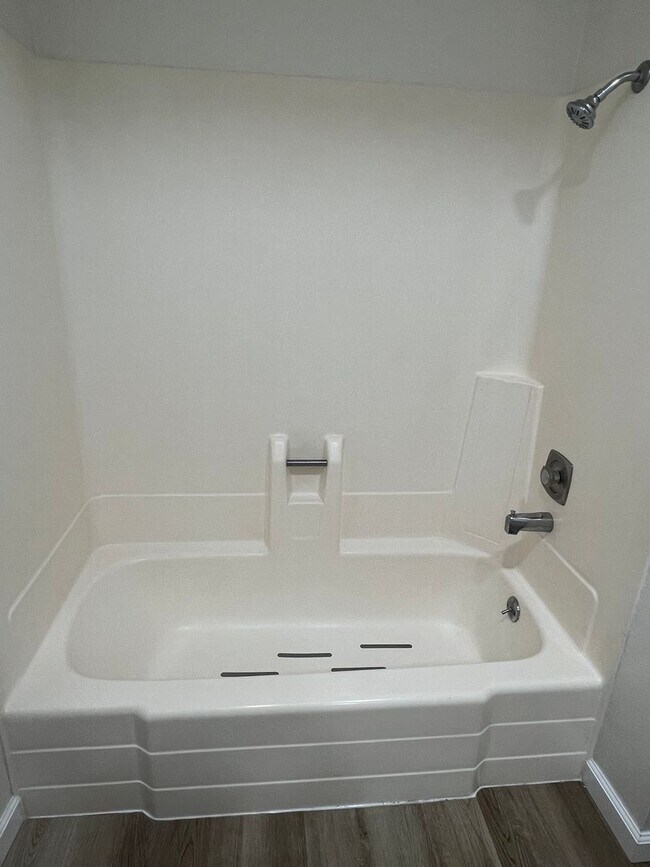 Building Photo - ALL NEW...Flooring/Fixtures/Paint...MUST SEE!