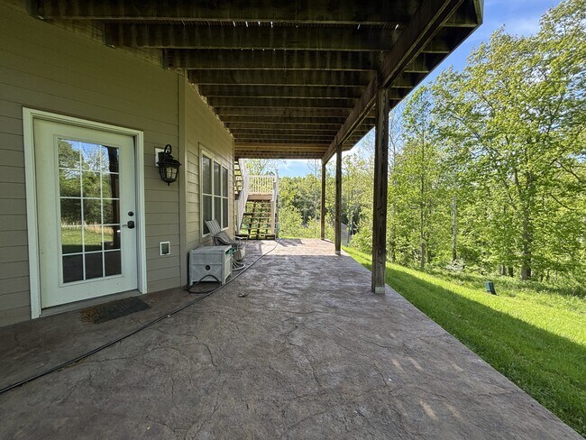 Building Photo - 116 Marco Polo Dr