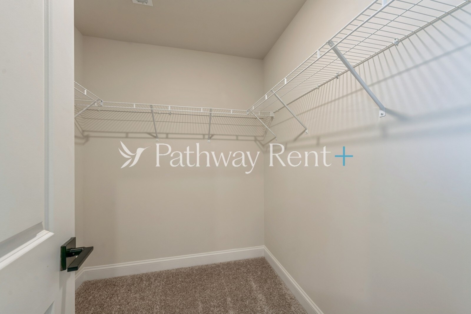 Building Photo - 112 Kennford Trl