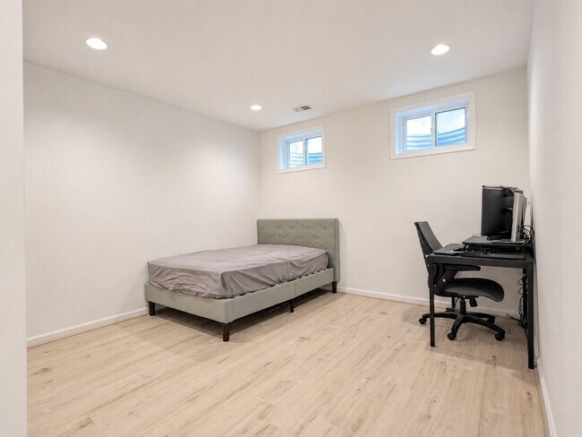 Building Photo - 12117 Gatewater Dr
