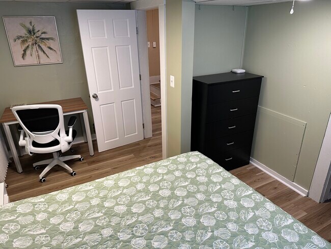 Building Photo - 31 State St