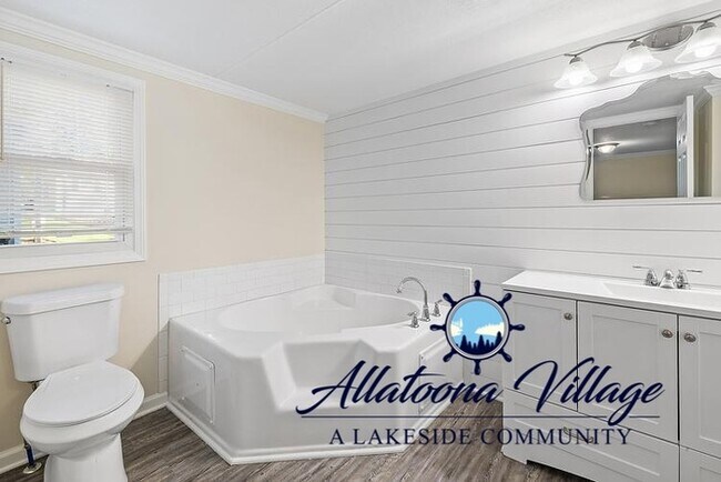 Building Photo - Lake Access and 1 mile to Downtown Acworth! Renovated 3BR/2Bth Pet Friendly