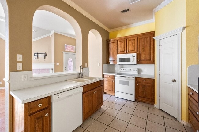 Building Photo - 2311 Ragland Rd