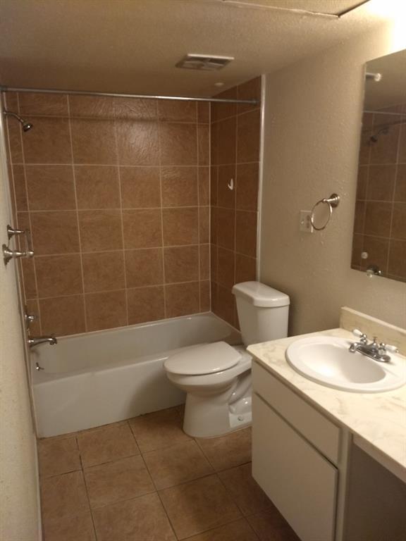 Building Photo - 4633 Wild Indigo St