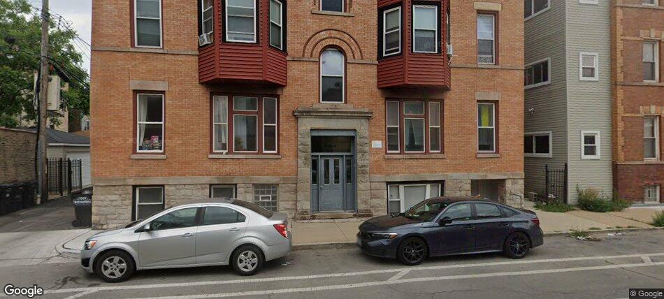 Building Photo - 2942 W Augusta Blvd