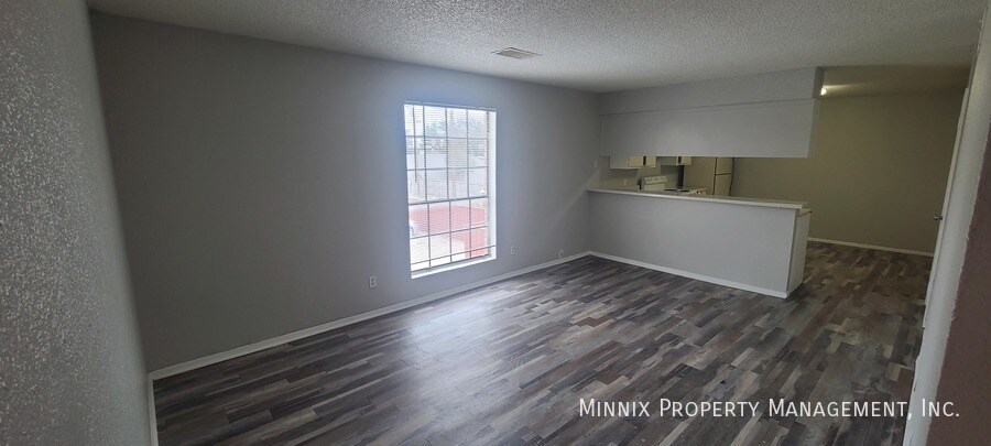 Building Photo - 3007 W Louisiana Ave